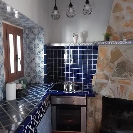 Familiar Con Chimenea - Alt Emporda Apartman