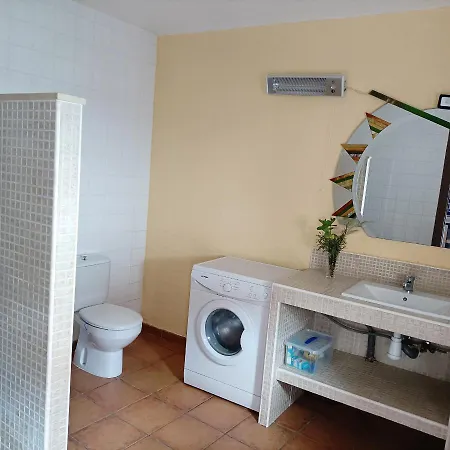 Familiar Con Chimenea - Alt Emporda Apartman